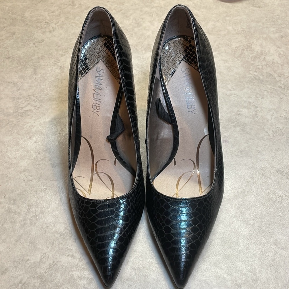 Sam & Libby women’s black reptile print heels. Size 10 - Picture 2 of 12